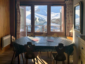 3 pièces au Val Claret avec parking et wifi, proche pistes - FR-1-449-169